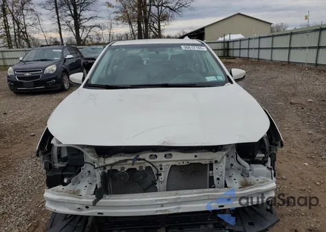 2021 Subaru Legacy Premium z USA, uszkodzony, nr VIN 4S3BWAC6XM3004378